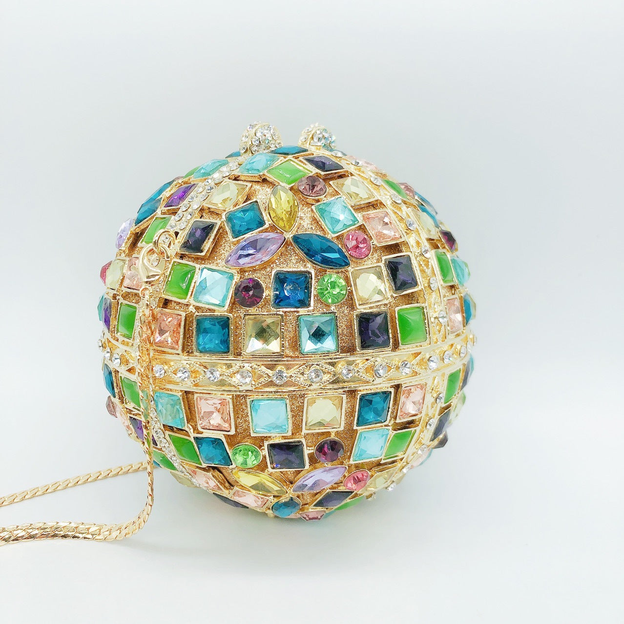 Multicoloured Glass Rhinestone Round Ball Package With An Empty Diamond